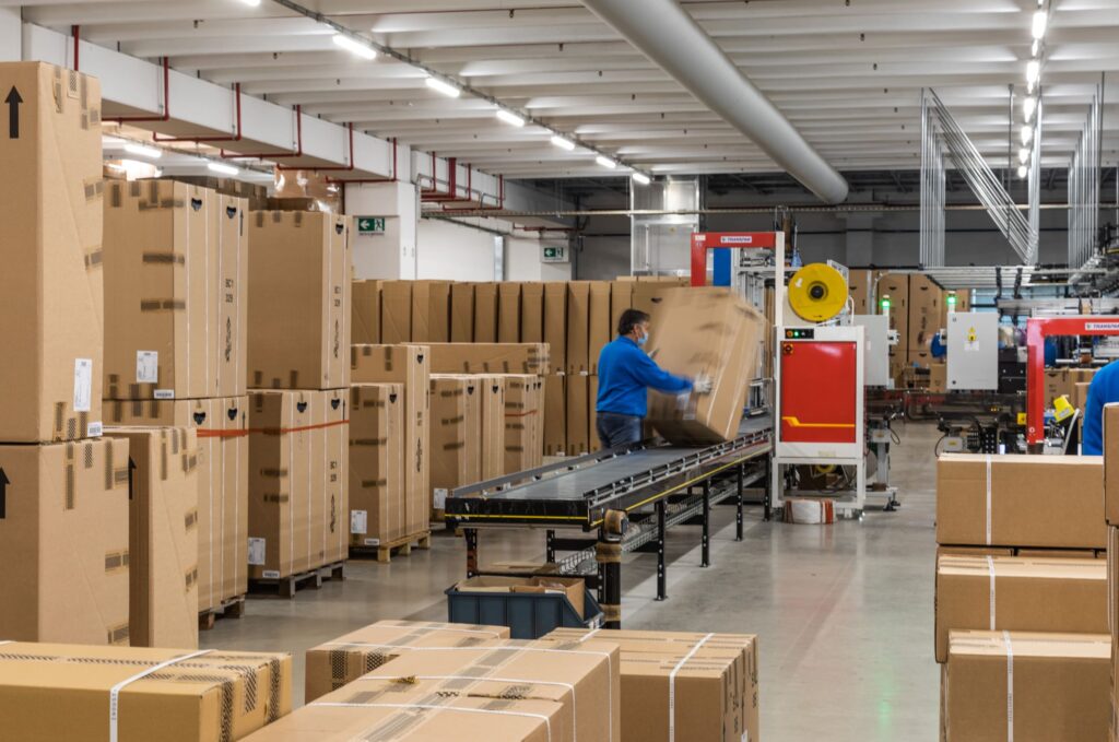 Materiali POP retail, centrale logistica