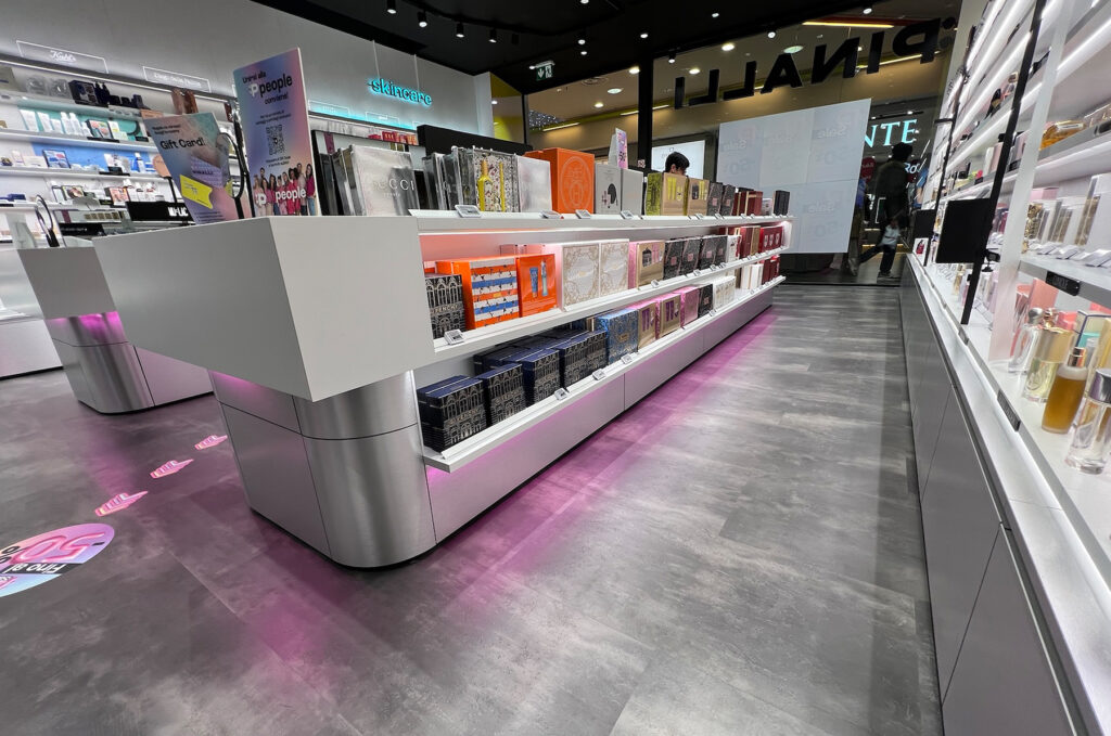 Materiali POP, manutenzione programmata di materiali espositivi